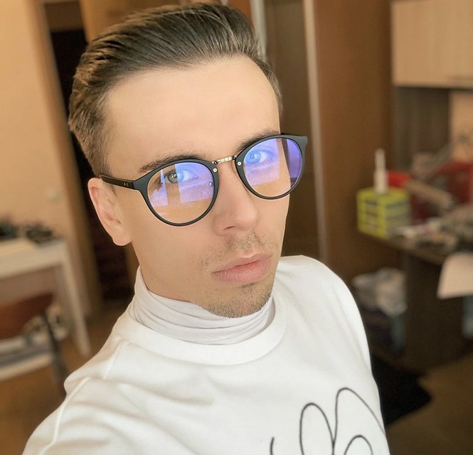 Дизайнер украшений Влад Торхов