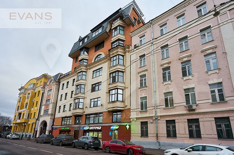 В доме на Малой Ордынке сдают квартиру за 550 тысяч рублей в месяц. Фото: www.cian.ru