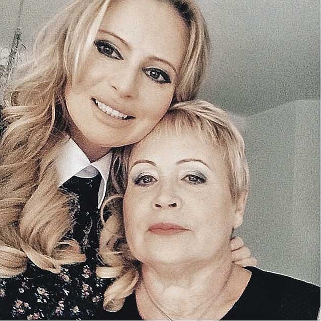 Дана Борисова с мамой Фото: Instagram.com