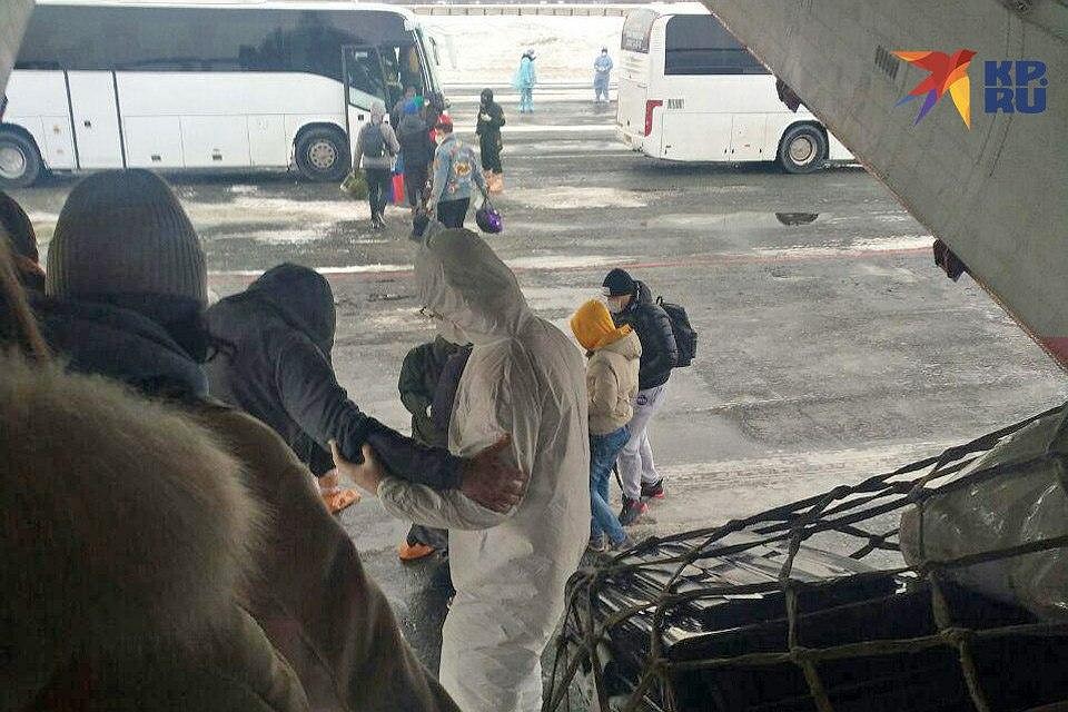 Так людей выводили из самолета Фото: Предоставлено очевидцами