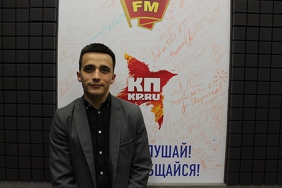 Сергей Семенов считает, что девушка оговорила парней Фото: Михаил ГОРЮНОВ