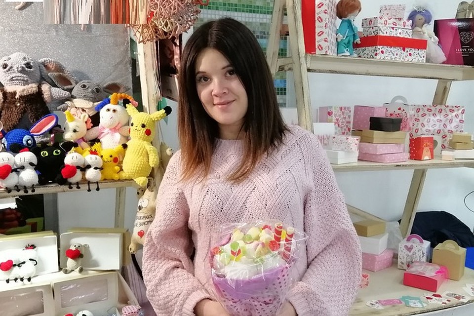 Виктория Олейник удивляет конфетными букетами Фото: Роман ПОБЕРЕЖНЮК