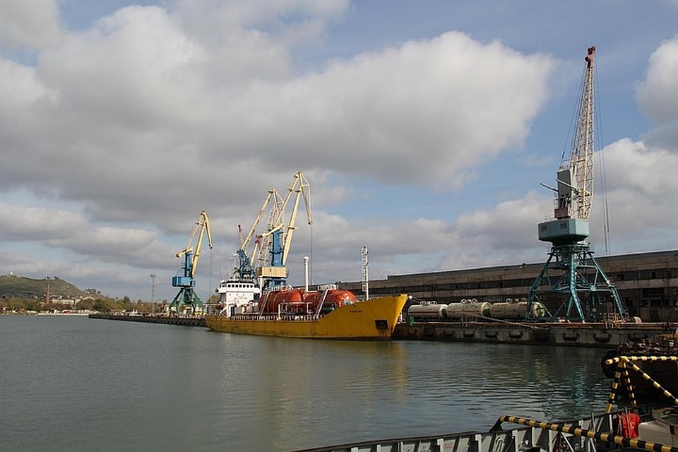 В Керченском рыбном порту под сокращение попали все. Фото: crimeaports.ru