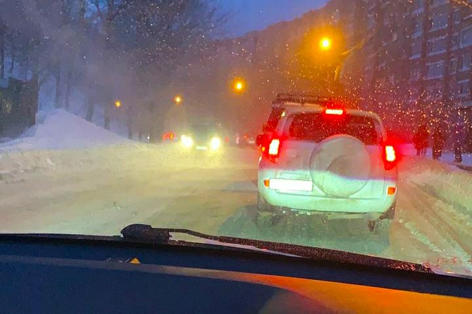 Сложная дорожная обстановка с утра наблюдается в разных районах города. Фото: предоставлено автолюбителями