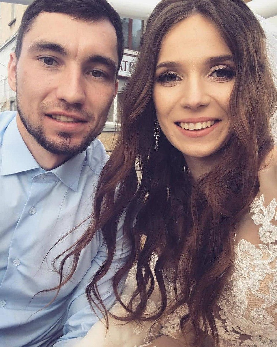 Больше всего совместных фото у Марии и Александра в соцсетях именно со свадьбы