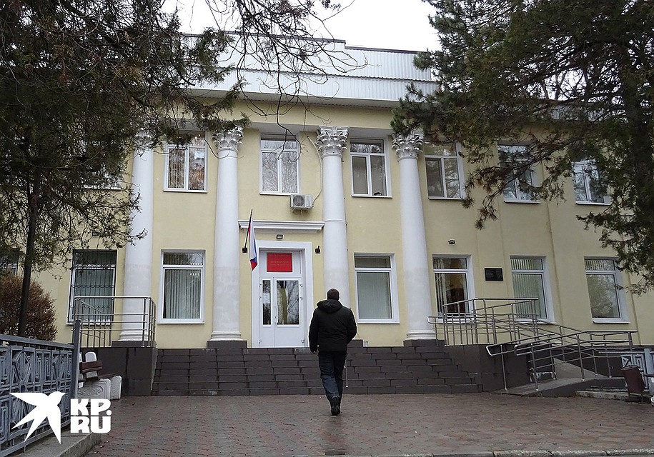 Здесь в Белогорском суде было принято решение об аресте Олега Зубкова. Фото: Наталья ВАРСЕГОВА