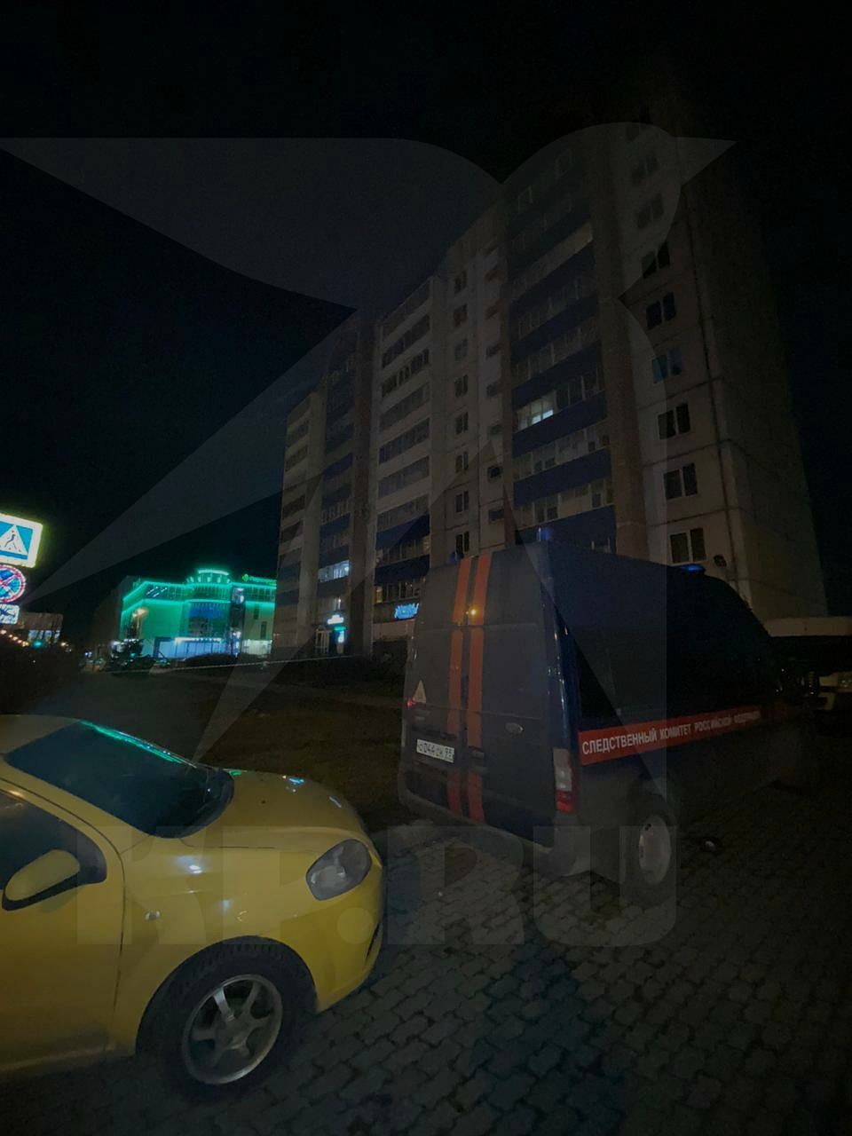 Правоохранители осматривают место происшествия, опрашивают свидетелей Фото: Предоставлено очевидцем