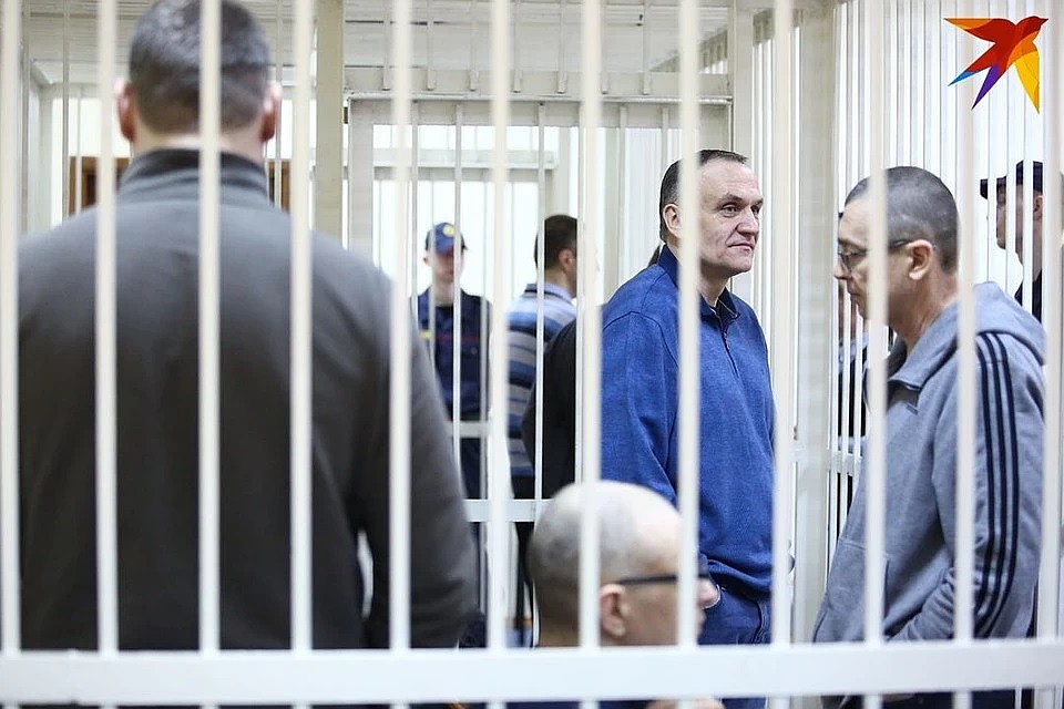 Среди обвиняемых - представители госорганов и банков, крупные бизнесмены. Фото: Святослав ЗОРКИЙ