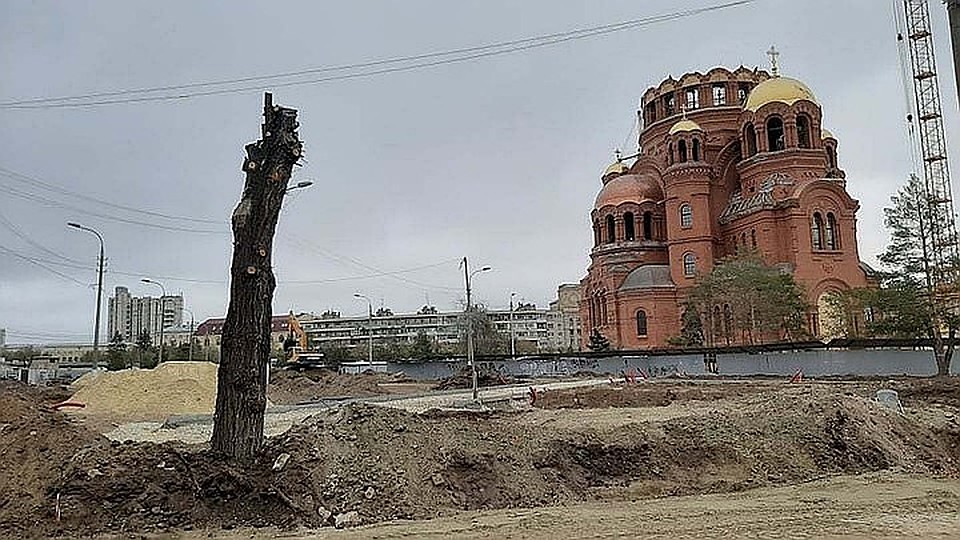 Так выглядит сквер с осени. Фото: Екатерина СИМОХИНА
