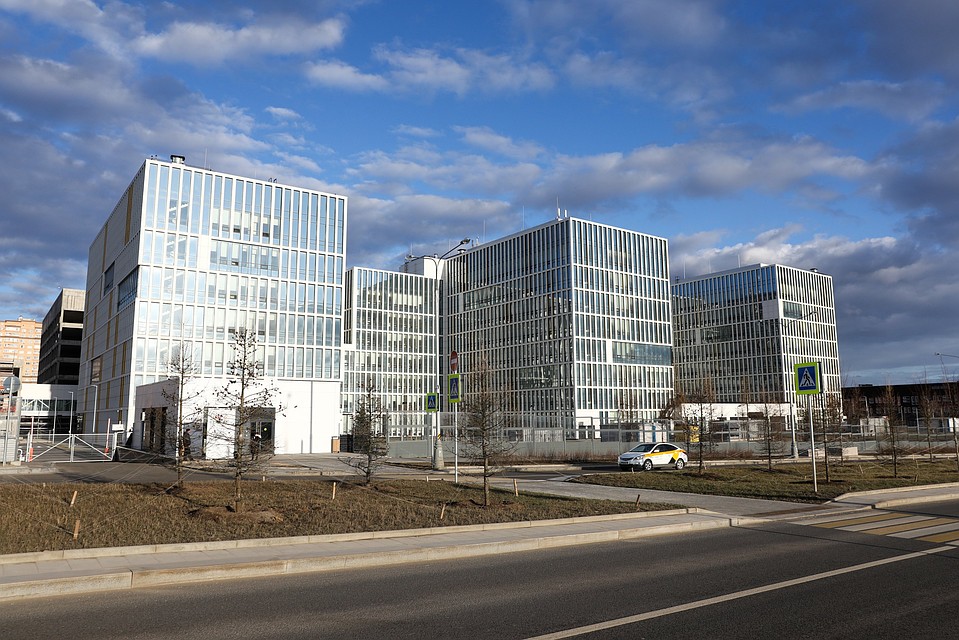 Больница в Коммунарке, где находятся пациенты с подозрением на коронавирус. Фото: Кирилл Зыков / АГН Москва