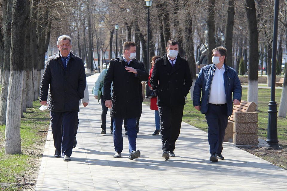 Городские власти проинспектировали работу коммунальных служб в Заводском районе. Фото: пресс-служба администрации Орла
