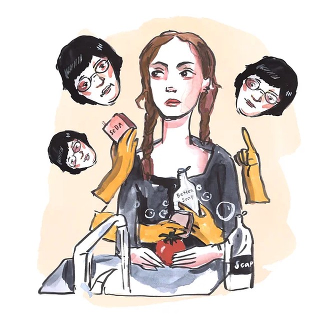 Ирина заставляла дочерей мыть с мылом фрукты и овощи. Фото: instagram.com/jkroik/