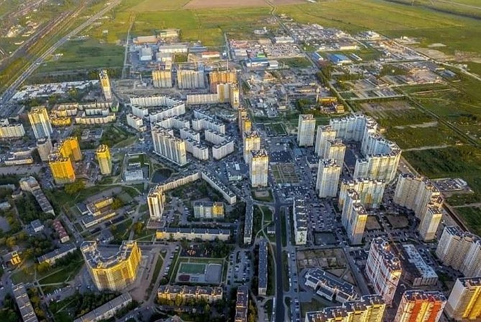 Окраины Санкт-Петербурга прирастают районами-муравейниками. Фото: Архив КП.