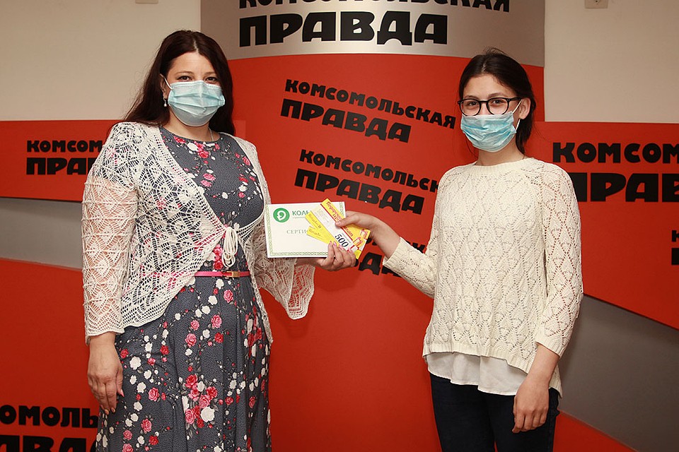1-е место заняла Айшан, которая на карантине занимается игрой на пианино. Фото: Юлия ПЫХАЛОВА