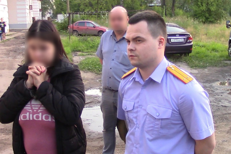 По собственному признанию, девушка сама убила сына, и даже показала, как это случилось. Фото: СУ СКР по Кировской области