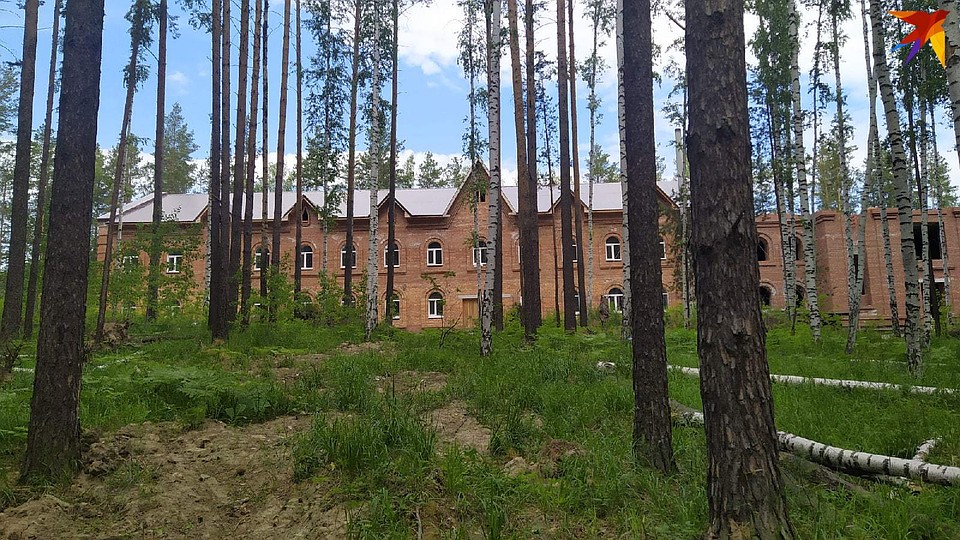 Территория обители активно застраивается Фото: Евгений СТОЯНОВ