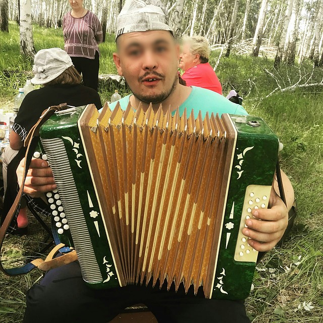 Как выяснилось, погибший был рэпером.