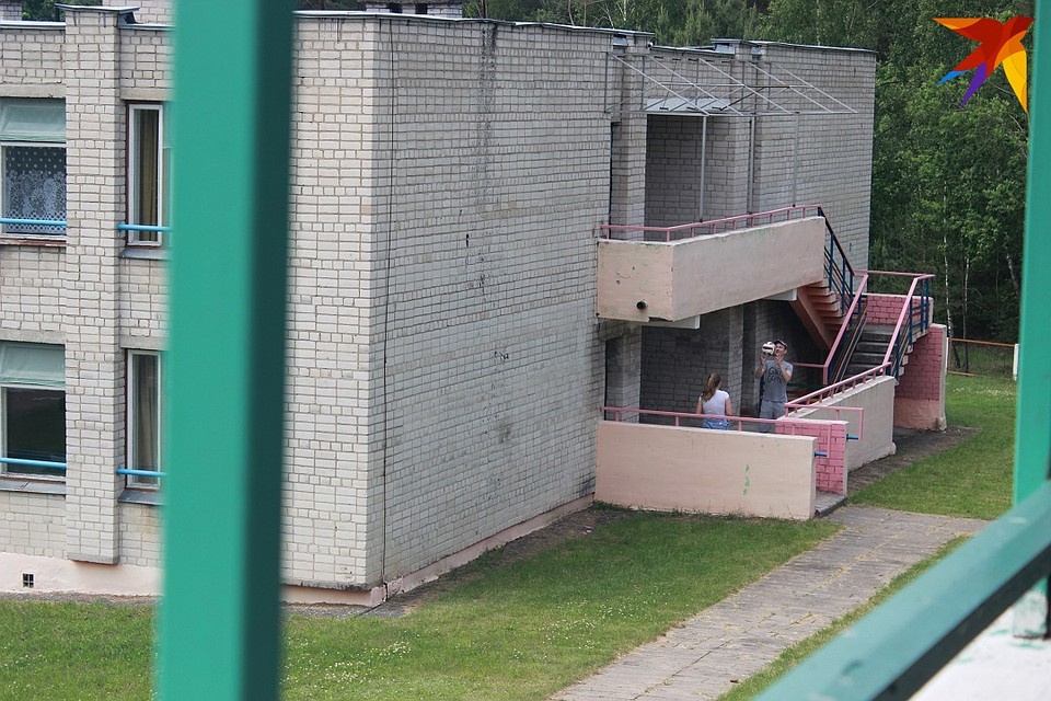 Детей в комнатах расселяют по 2 - 3 человека. Фото: архив ДОЛ "Дружба".