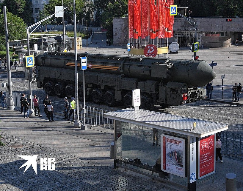 Мероприятие сегодня пройдет с показом преемственности нынешнего парада с Парадом Победы 24 июня 1945 года. Фото: Михаил ФРОЛОВ