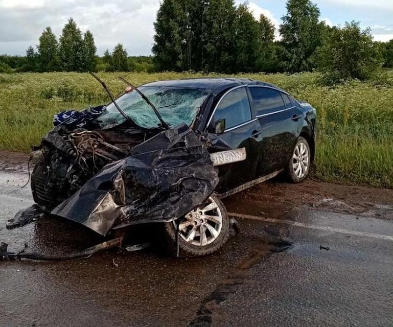 В аварии пострадали две женщины.