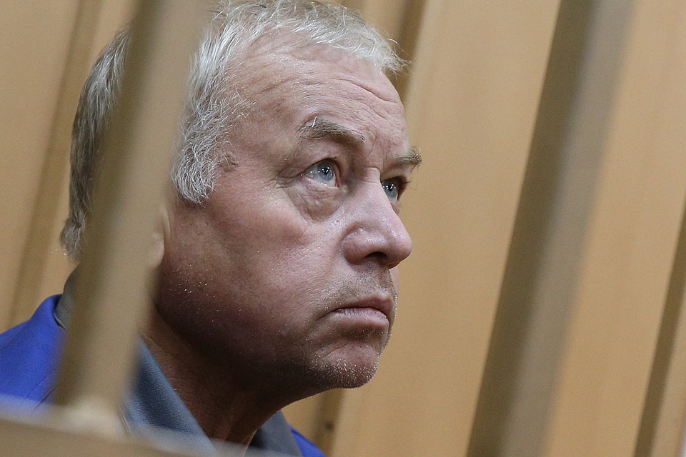 Водитель снегоуборочной машины Владимир Мартыненко, задержанный по делу о крушении частного самолета в аэропорту "Внуково". Фото: Артем Коротаев/ТАСС