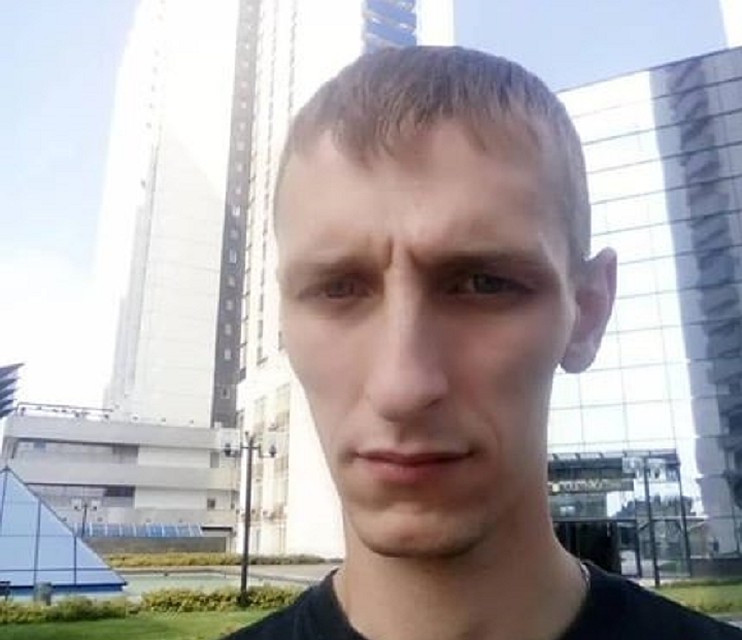 У 29-летнего Алексея больше 90% ожогов тела. Родные молятся, чтобы он поправился. Фото: из семейного архива