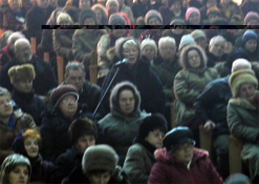 Сход в поселке Теткино. Люди пытаются докричаться до власти. Пока через микрофон...