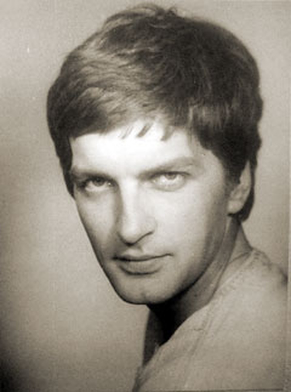 Сергей Колесников (сегодня он ведет передачу «Фазенда»).