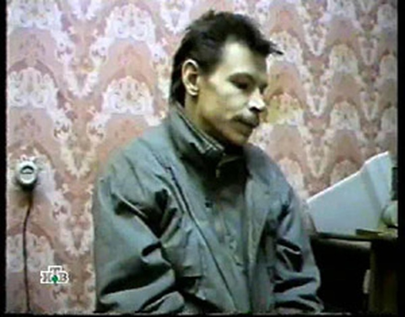 Оперативная съемка: Александр Спесивцев на допросе.