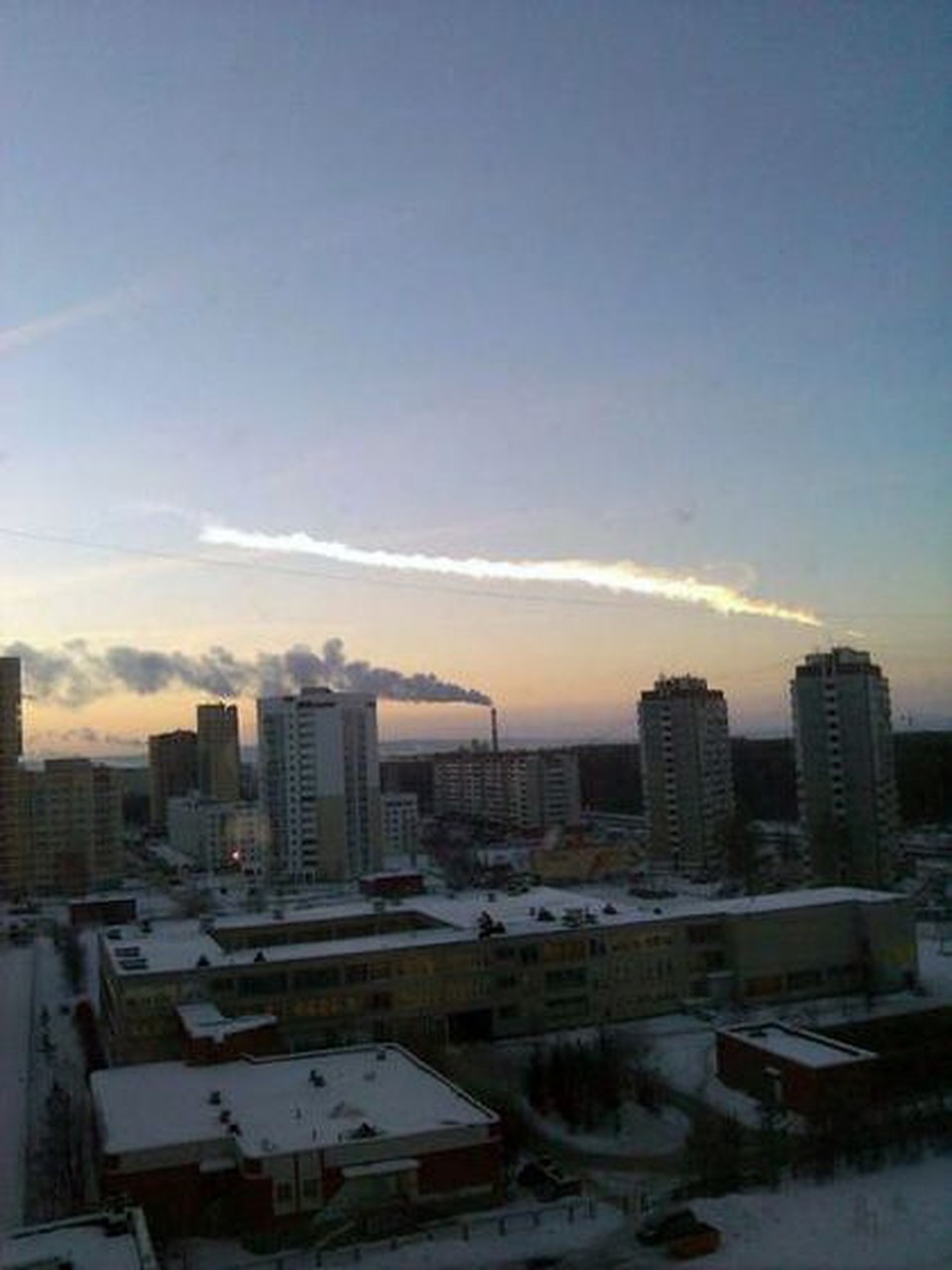 Многие считают, что взорвался военный самолет