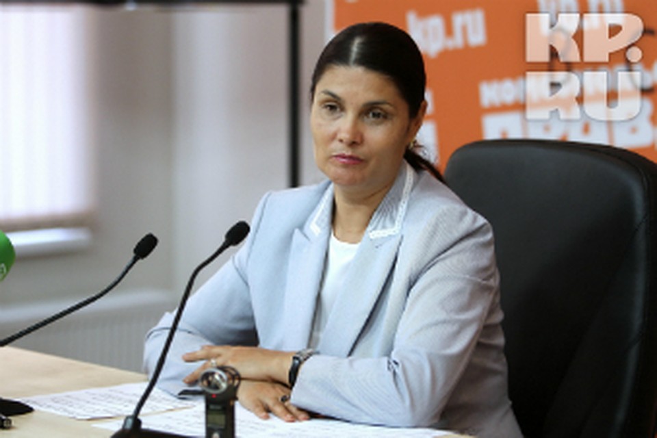 Елена Дунаева вышла к бунтарям. Фото: Илья СМИРНОВ
