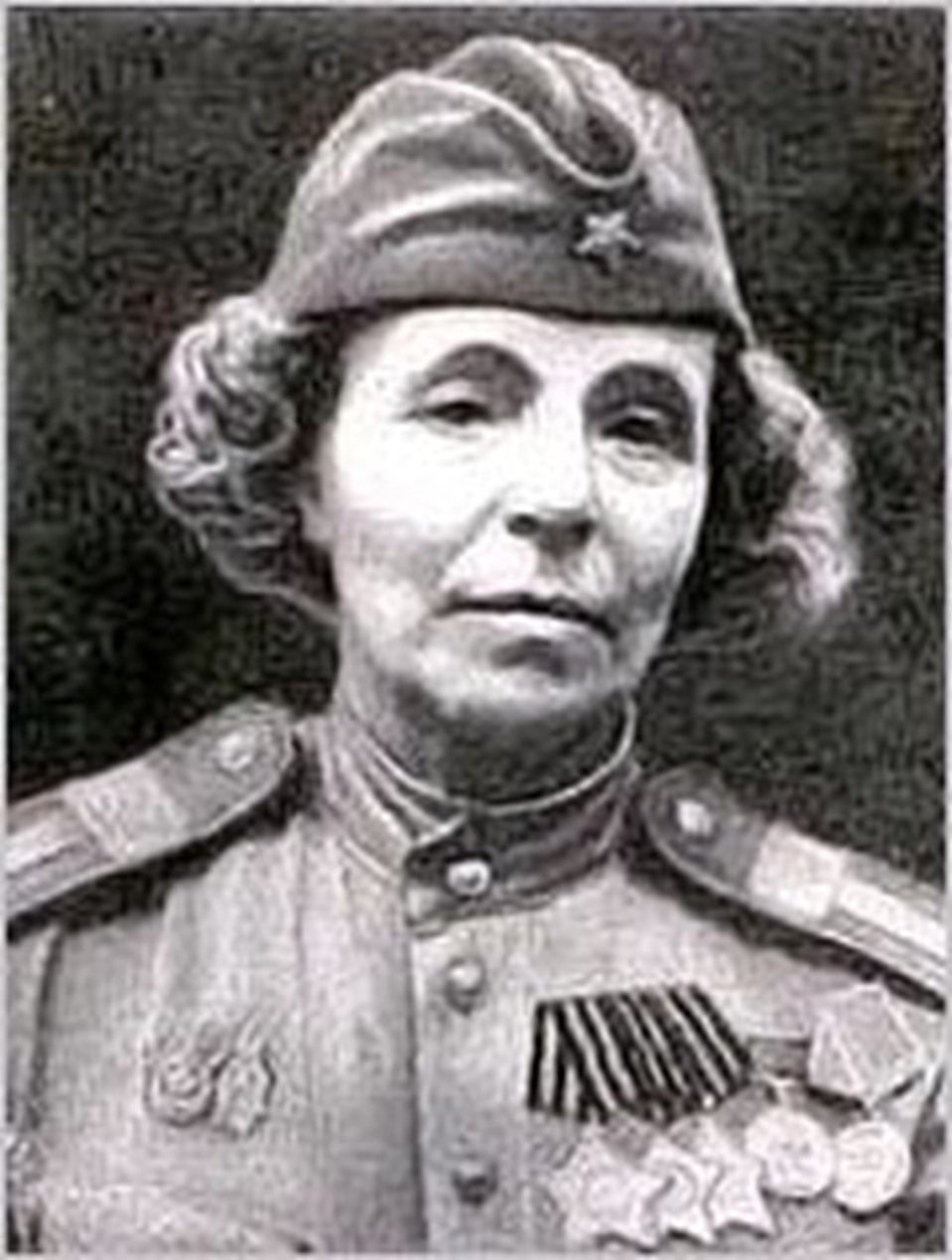 Нина Петрова ушла на фронт снайпером в 48 лет