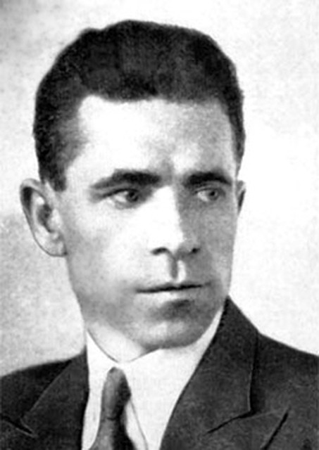 Александр Окаемов.