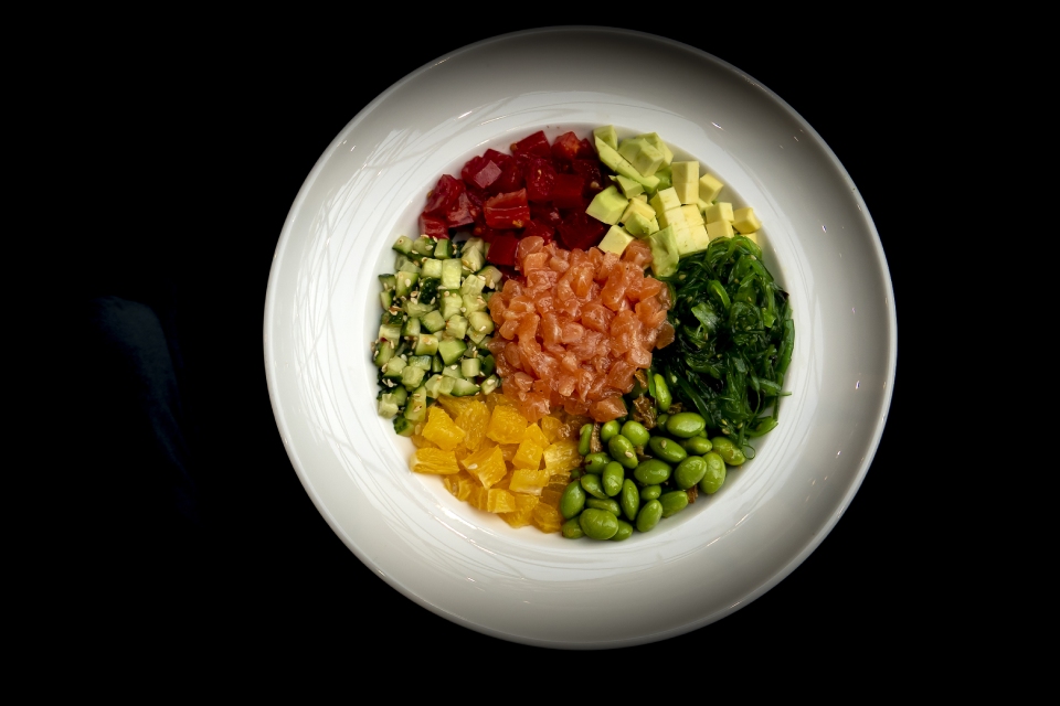 Гастроцентр «Зарядье»: всё по 300, налетай!