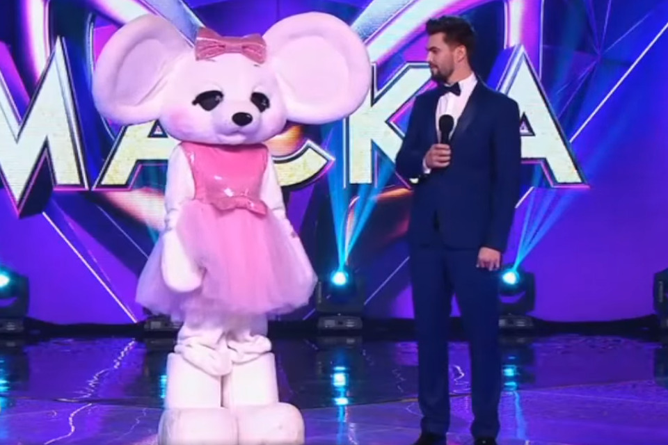 Певицу МакSим в образе Мышки не узнали на шоу Маска-2022