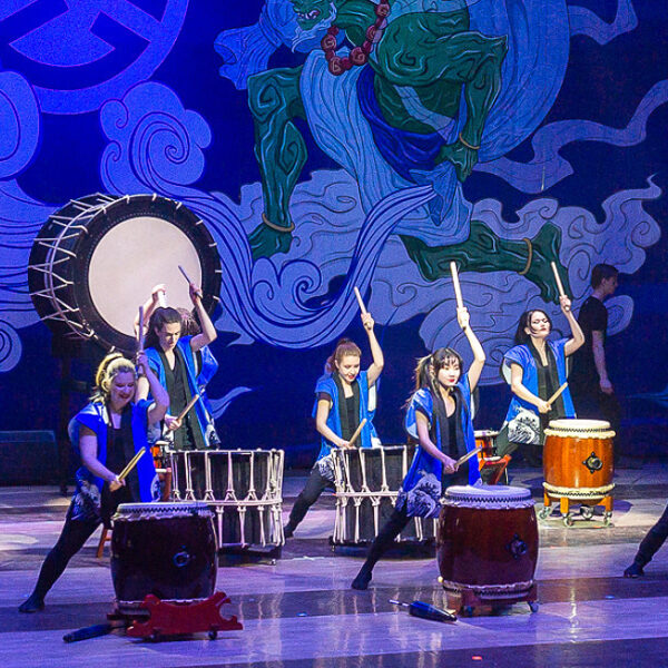 Японское барабанное шоу Taiko in-Spiration в тропиках