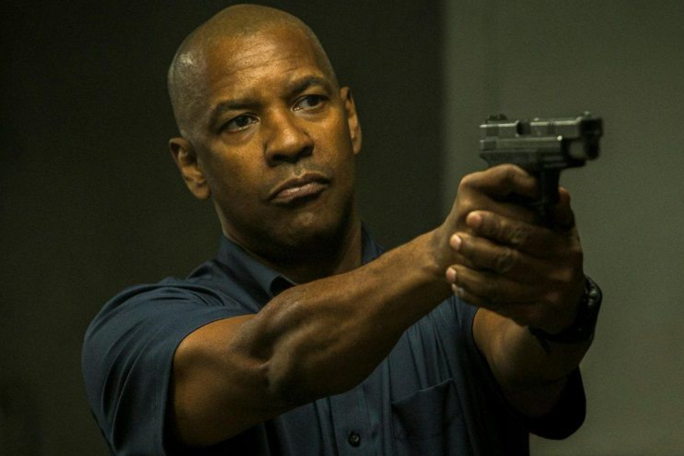 16 лучших фильмов-триллеров 2023: «Великий уравнитель 3», «Кошачий остров» и «Панк»