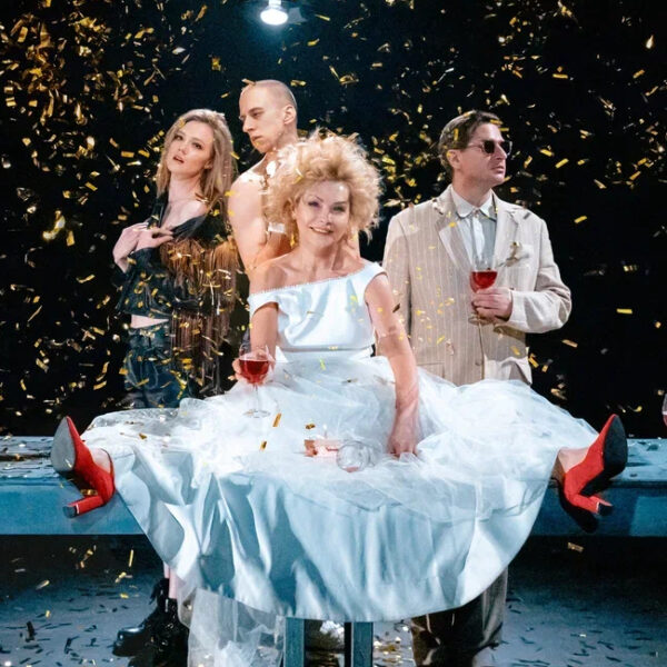 Спектакль «Это моя жизнь» в Современнике