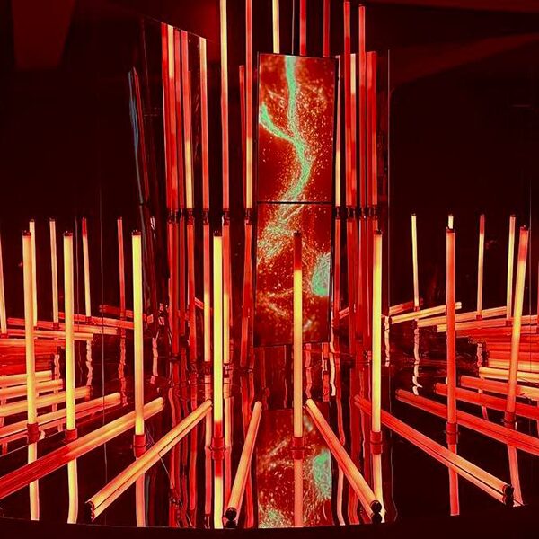 Мультимедийная выставка «SENSE. Геометрия чувств» в музее М’АРС