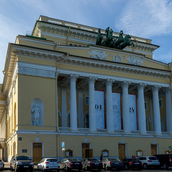 Спектакль «Буренушка»