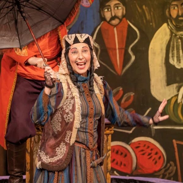 Спектакль «Ханума»