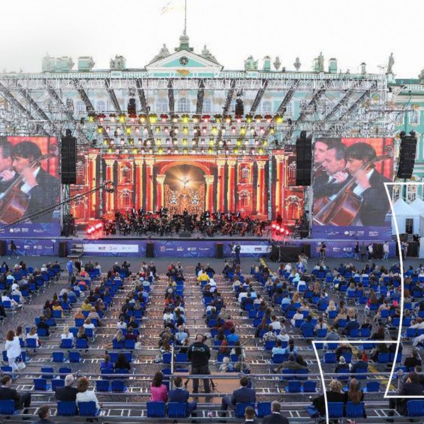 Концерт «Звезды Русского Радио» на Дворцовой