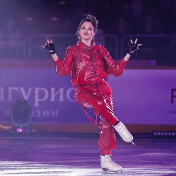 Шоу «Бременские музыканты на льду»