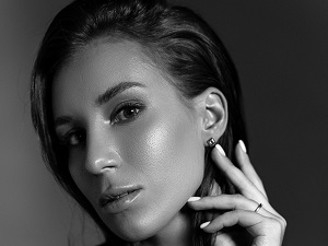 Юлия Захарова