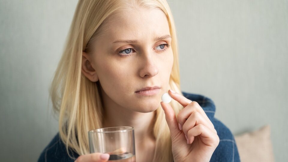 Лучшие таблетки от шума в голове и ушах