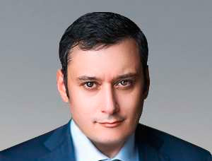 Александр Хинштейн