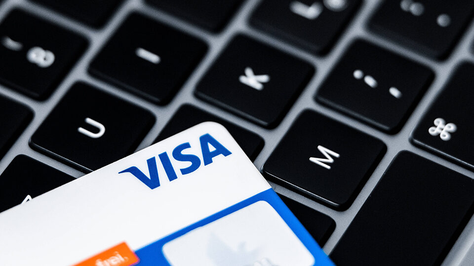 Как платить в AppStore, iTunes и iCloud из России после блокировки Visa и MasterCard