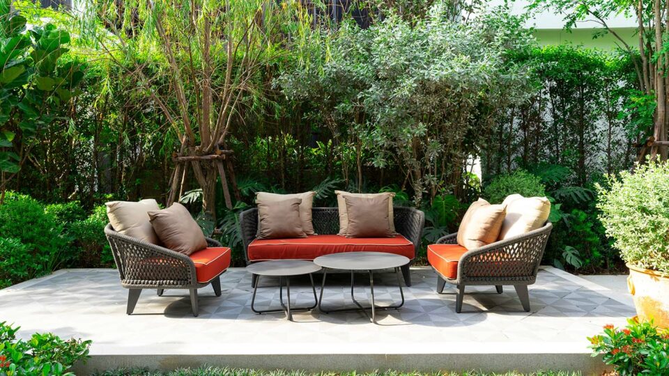 Садовые диваны. Фото: ben bryant / Shutterstock / Fotodom