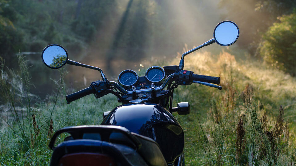 Всемирный день мотоциклиста в 2025 году: история и традиции праздника