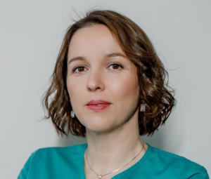 Анна Макова